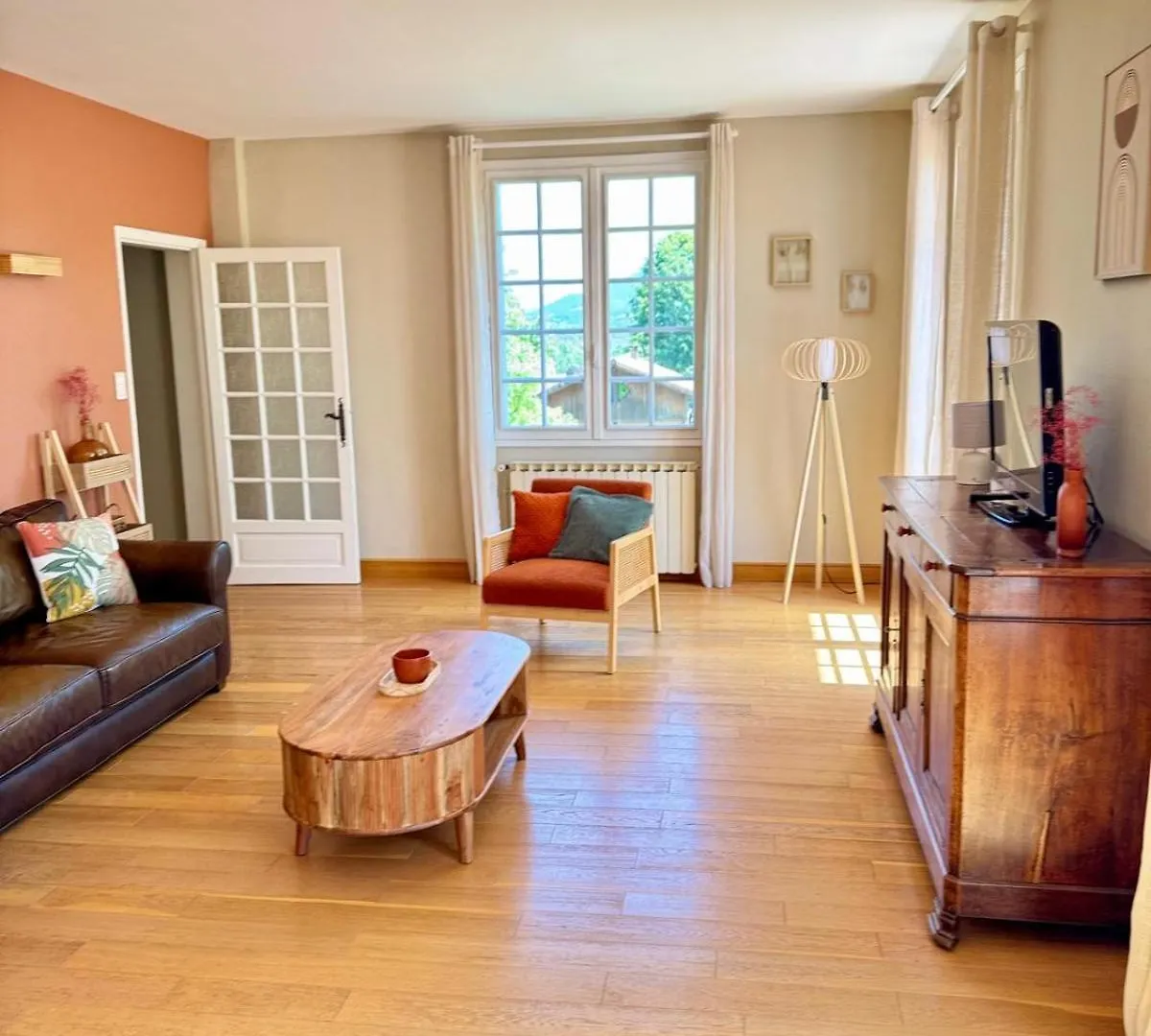 Maison De Charme Avec Piscine - Le Cocon De La Bastide La Bastide-de-Sérou