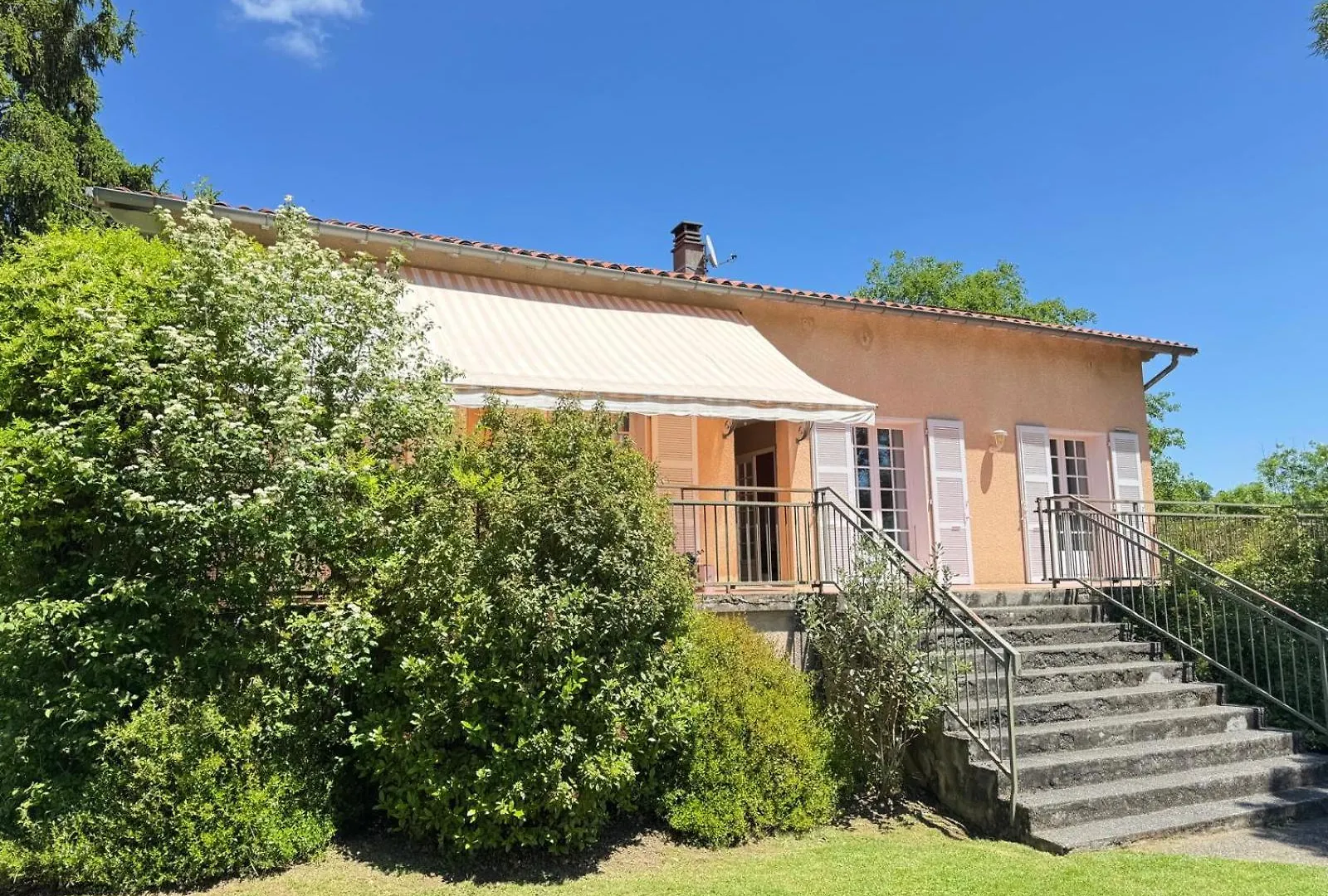 Maison De Charme Avec Piscine - Le Cocon De La Bastide Francia